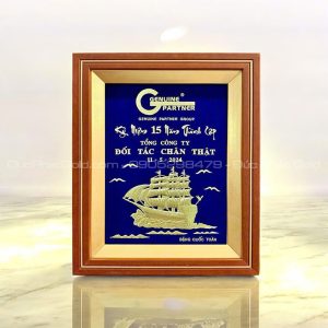 quà tặng kỷ niệm thành lập công ty