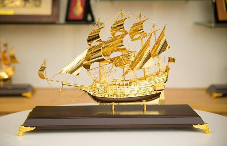 quà tặng sếp mạ vàng cao cấp