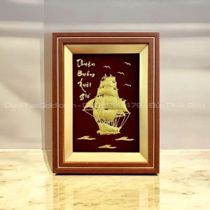 tranh thuyền buồm thuận phong tấn bảo