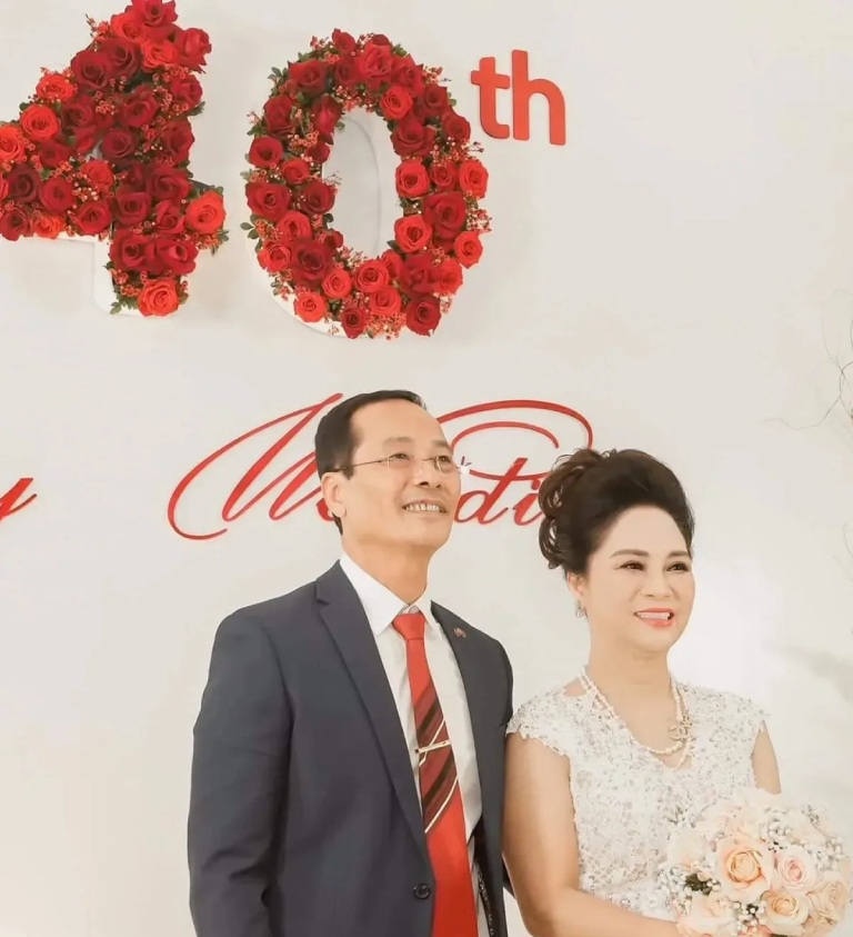 kỷ niệm 40 năm ngày cưới bố mẹ kỷ niệm 40 năm ngày cưới bố mẹ