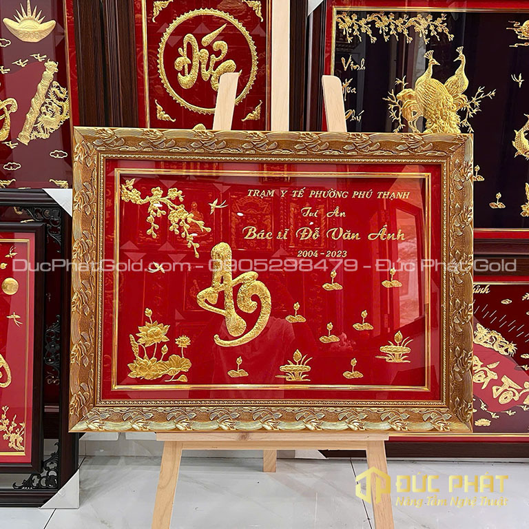 Tranh mạ vàng chia tay đồng nghiệp 