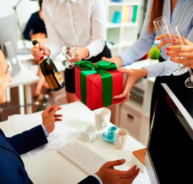 Qùa tặng sếp ngày doanh nhân 13/10