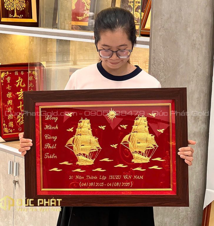 quà tặng thay lời chúc mừng kỷ niệm ngày thành lập công ty