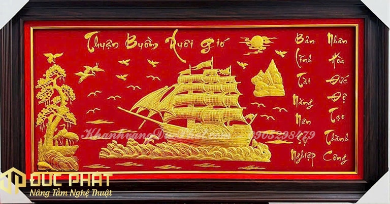 khánh vàng thuận buồm xuôi gió