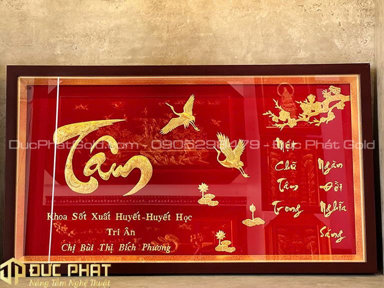 tranh chữ tâm tặng bác sĩ