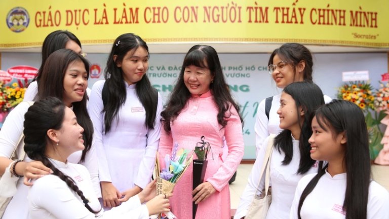 Lời chúc thầy cô cấp 2, 3 từ phụ huynh