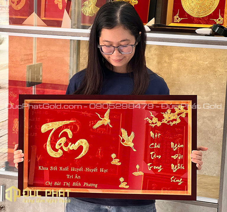tranh chữ tâm mạ vàng
