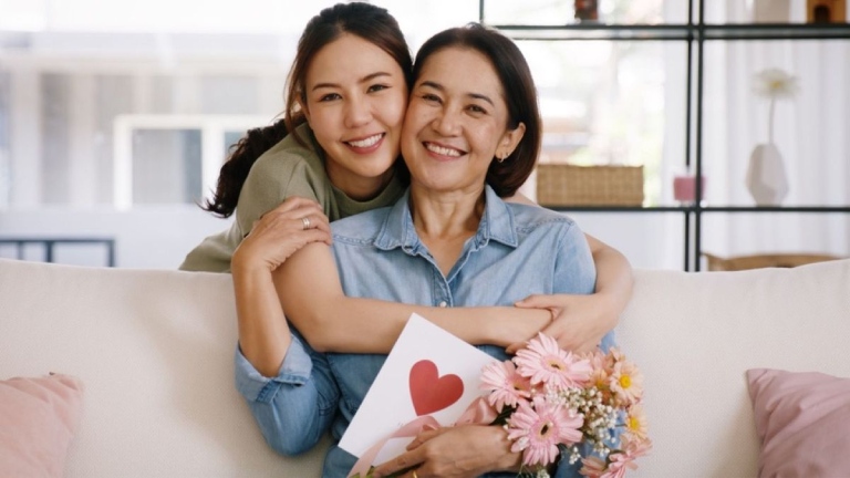 Lưu ý khi chọn quà tặng phụ nữ trung niên