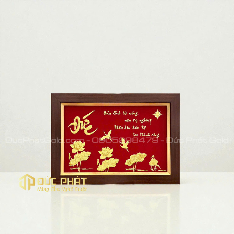 tranh treo phòng khách hợp tuổi Mậu Thìn