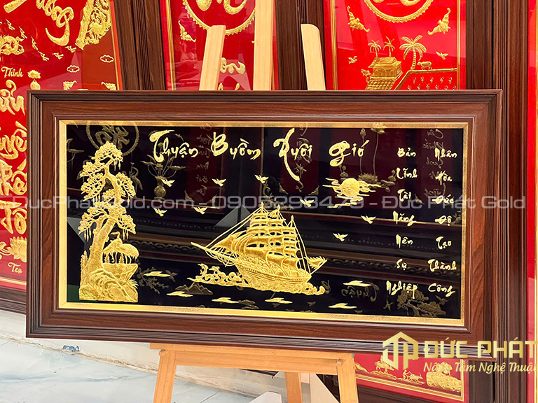 Tranh thuận buồm xuôi gió