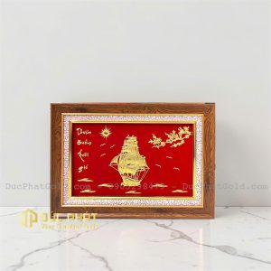tranh thuyền buồm vượt sóng vươn xa