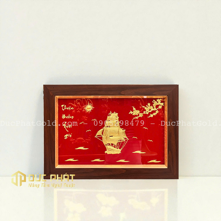 Tranh thuyền buồm vượt sóng vươn xa